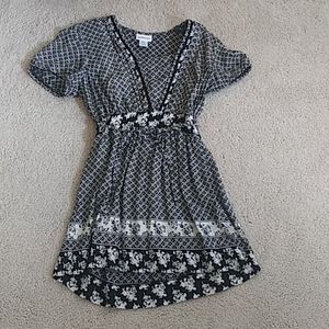 Motherhood Maternity blouse